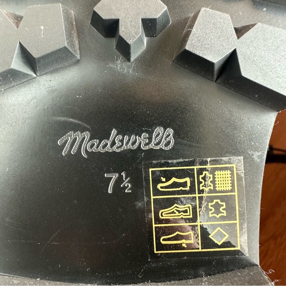 Madewell The Poppy Tall Lugsole Boot with Extended Calf Size:7.5Color:True Black - Picture 14 of 16